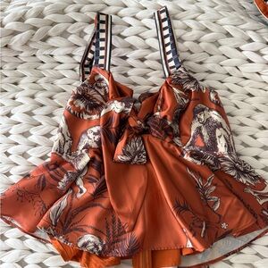 CIEBON Orange Patterned Sleeveless Top
